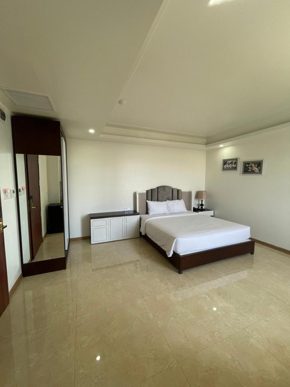 Lotus Hotel & Apartment Хайфон Экстерьер фото