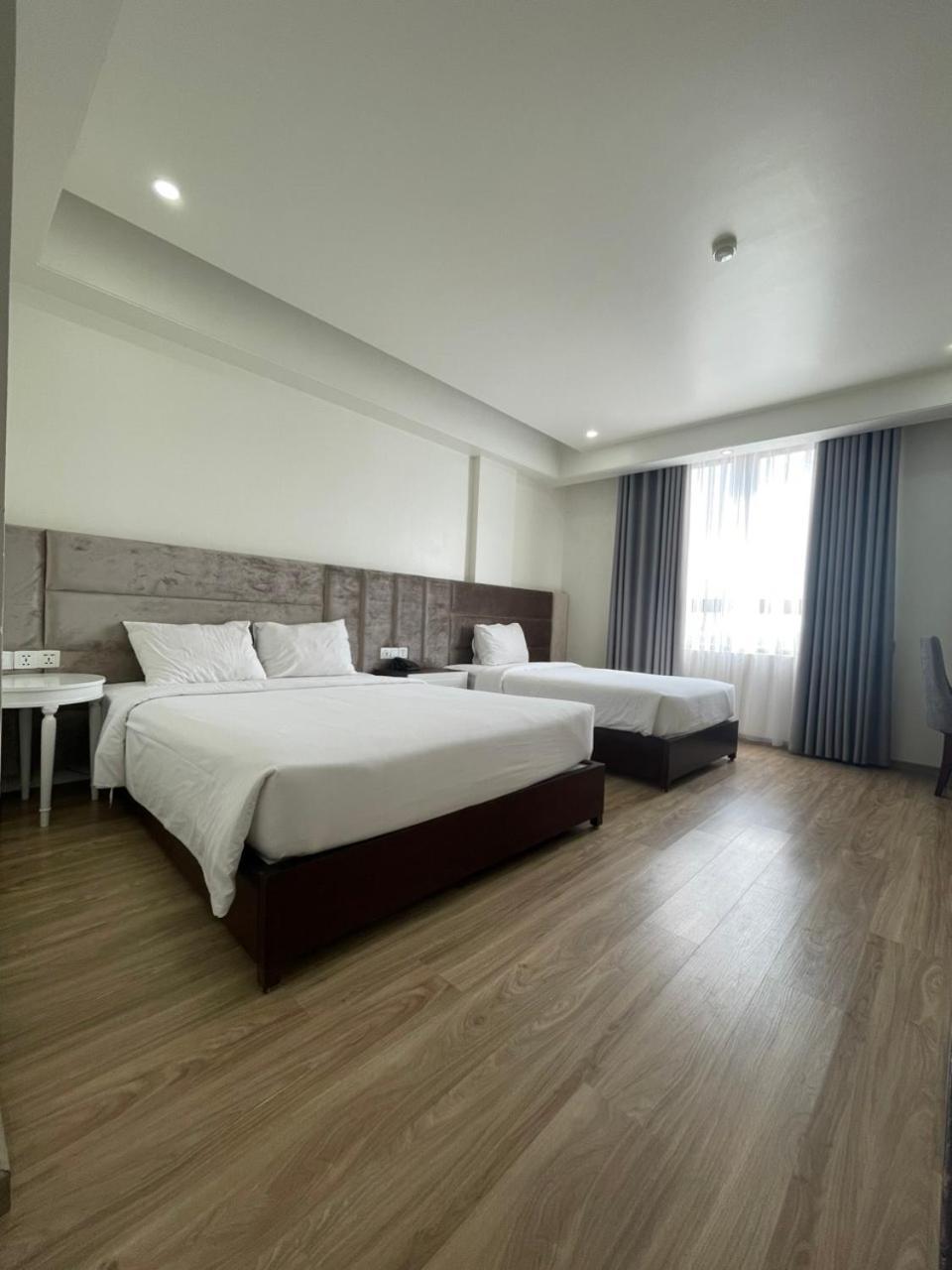 Lotus Hotel & Apartment Хайфон Экстерьер фото