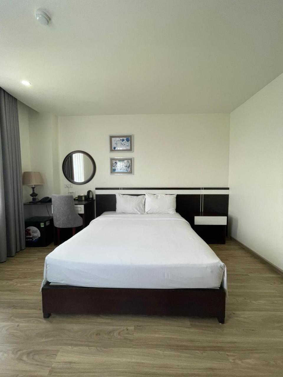 Lotus Hotel & Apartment Хайфон Экстерьер фото