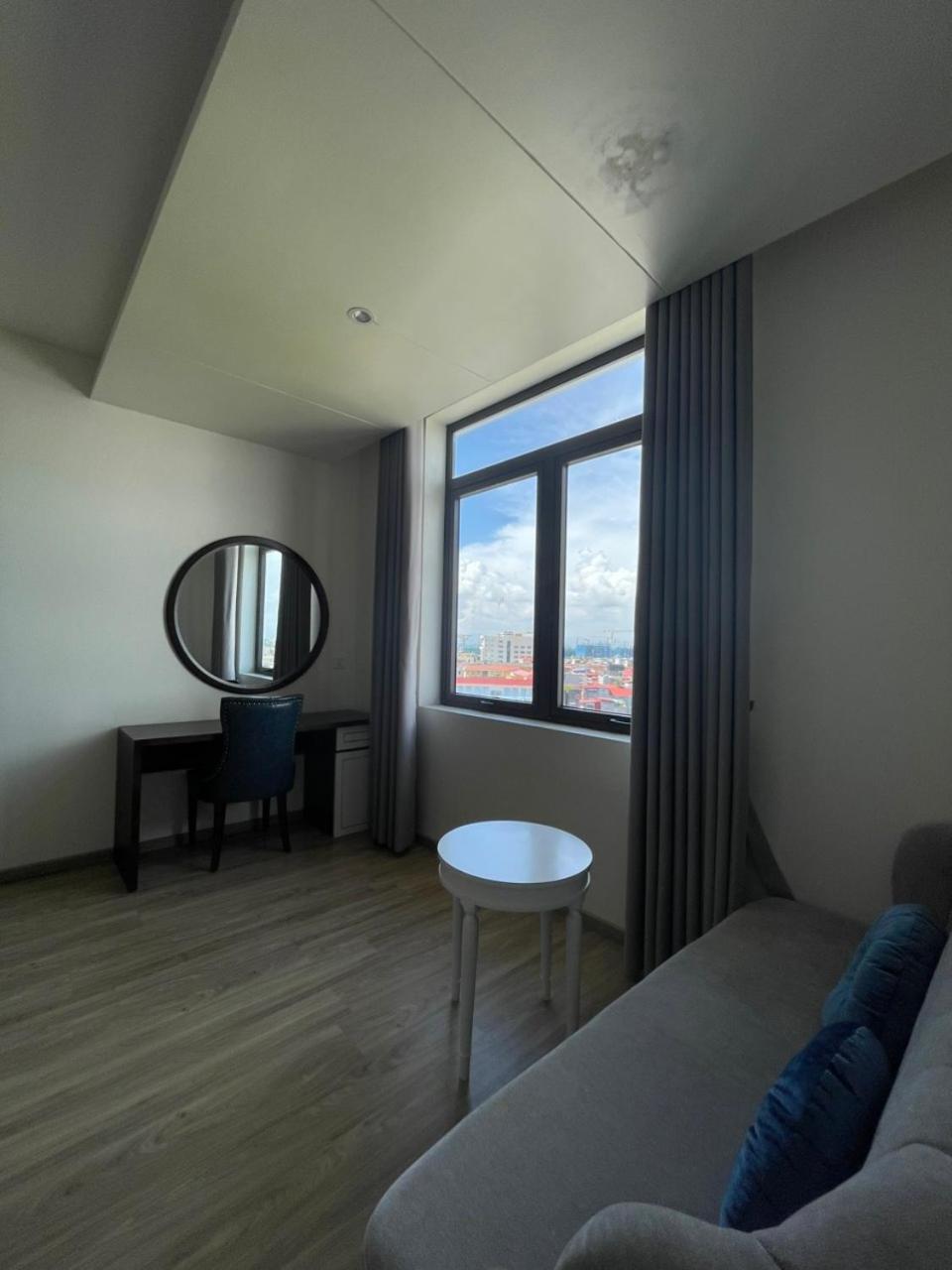 Lotus Hotel & Apartment Хайфон Экстерьер фото