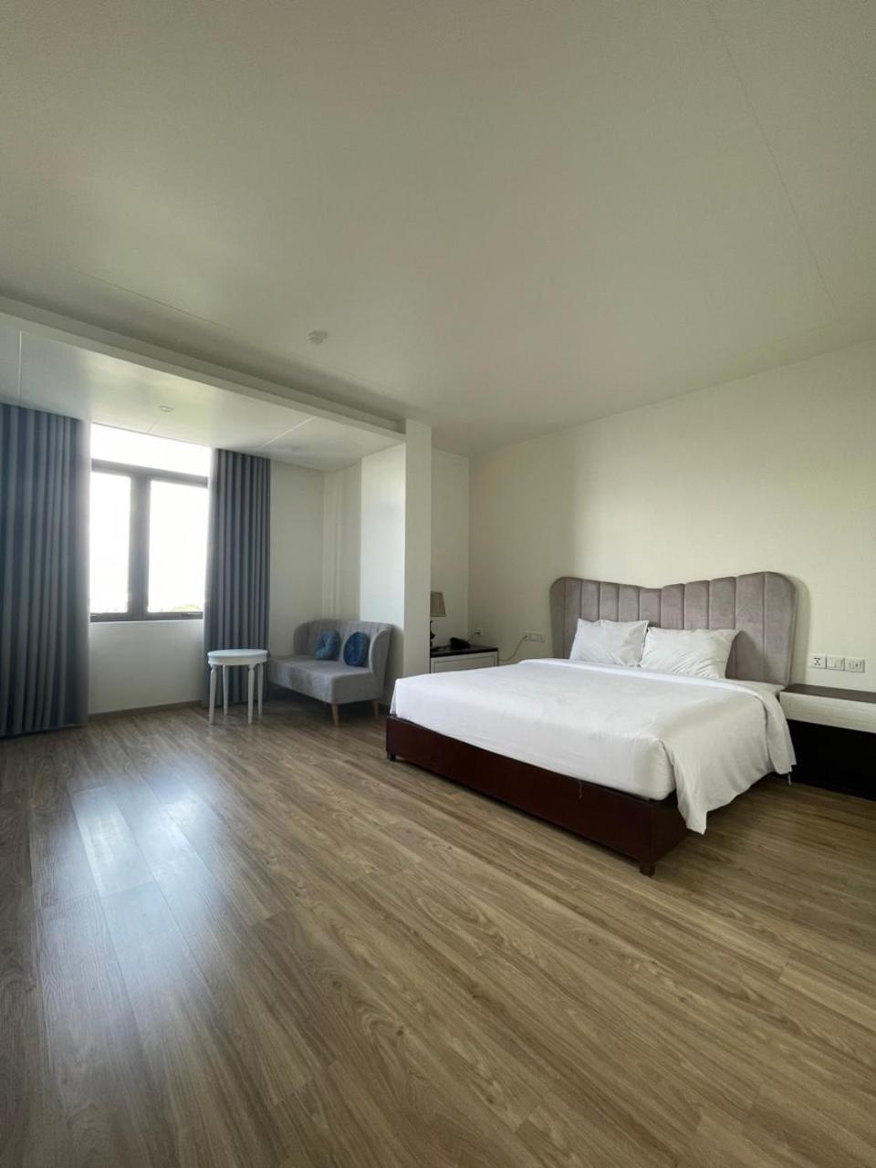 Lotus Hotel & Apartment Хайфон Экстерьер фото